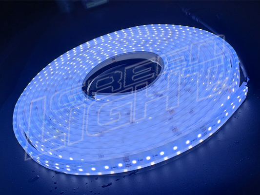 Luz de silicona flexible LED de banda blanca cálida resistente al agua para el exterior Edificio de oficina en el hogar
