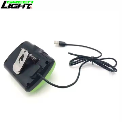 GLC-6 Lampada de cabeca LED con una luz principal y dos luces auxiliares